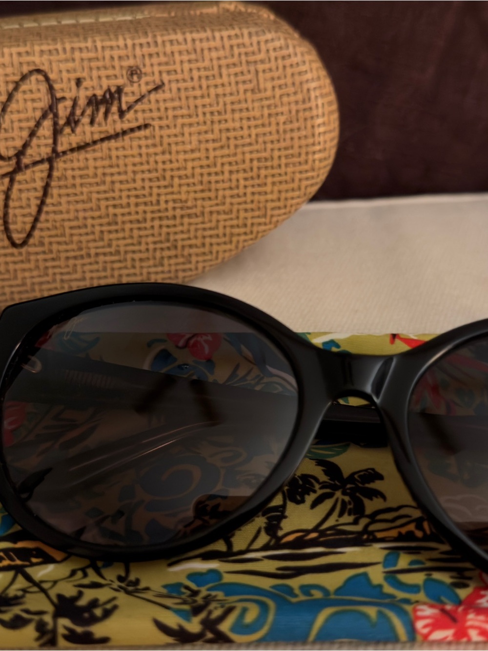 Maui Jim Venus Pool Black Women's Sunglasses with Case